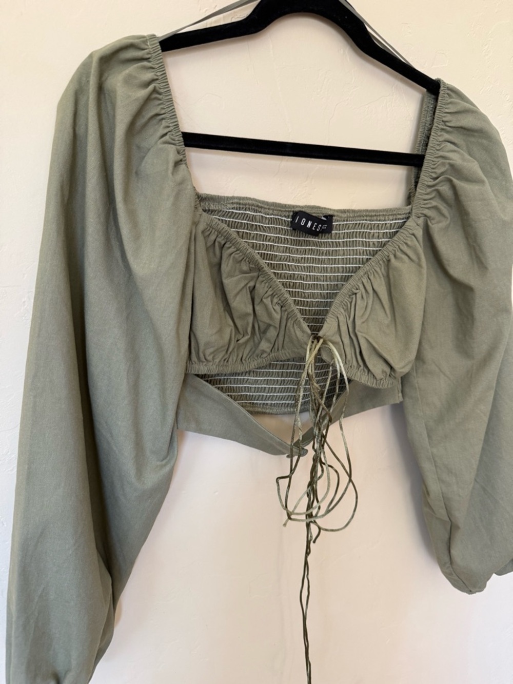Lioness Olive Green Puff Sleeve Crop Top XS Cottagecore Coquette Tie Front - Picture 3 of 7